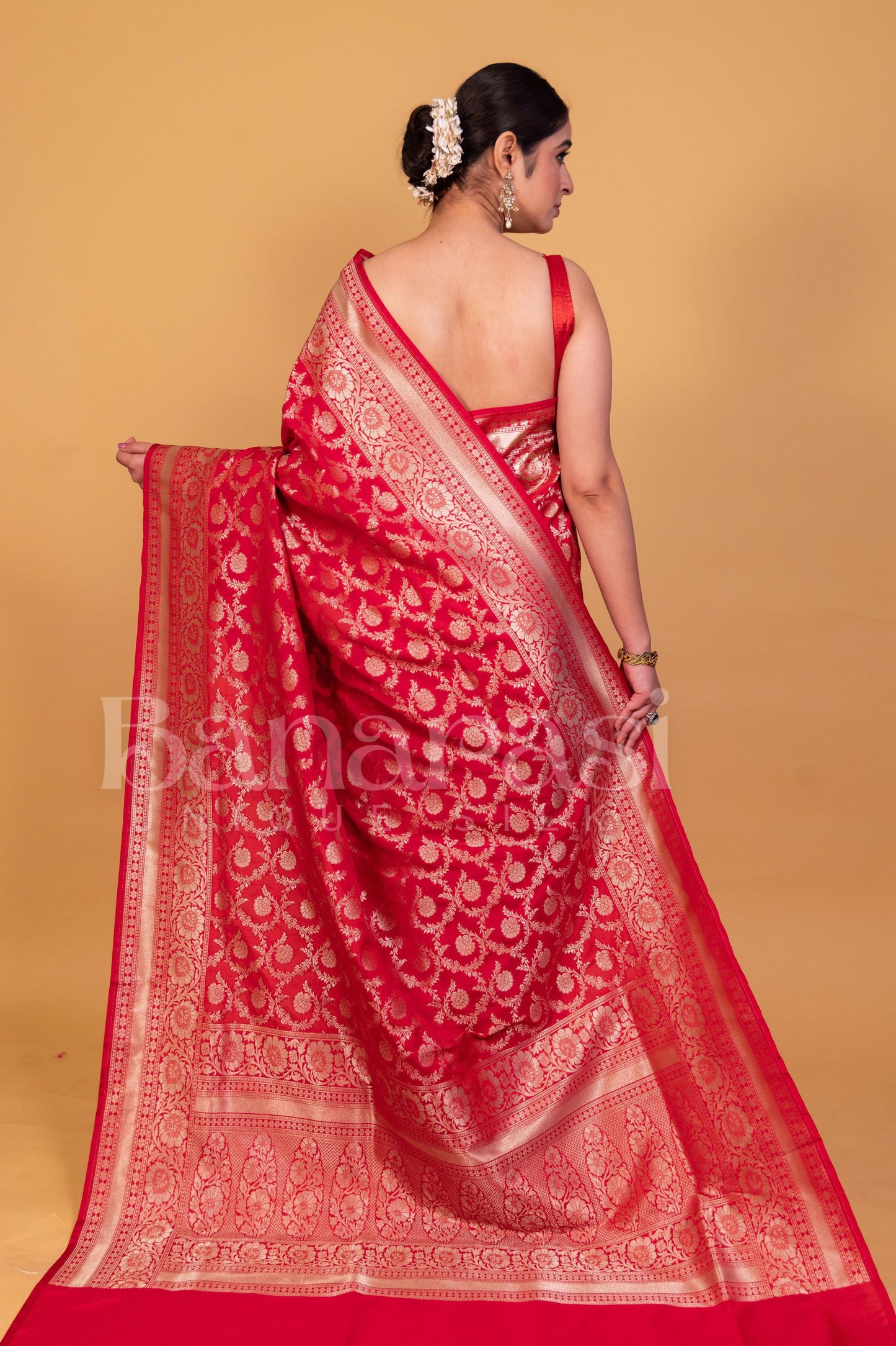 Red Banarasi katan silk handloom saree