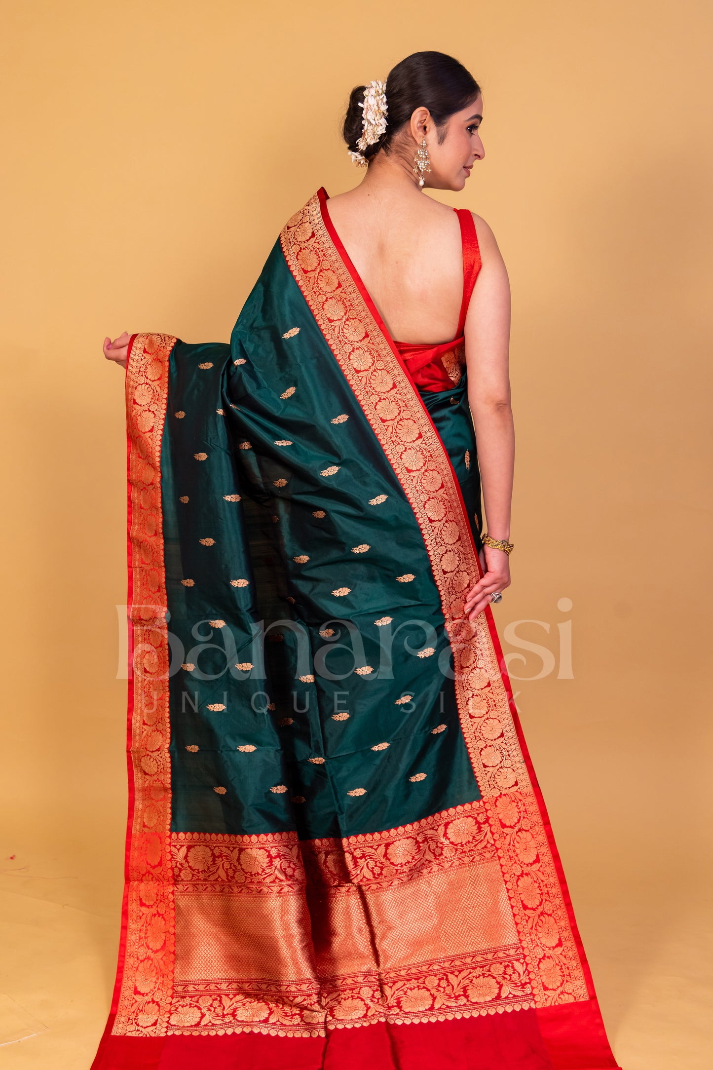 Green With Red Pure Katan Silk Banarasi Handloom Saree