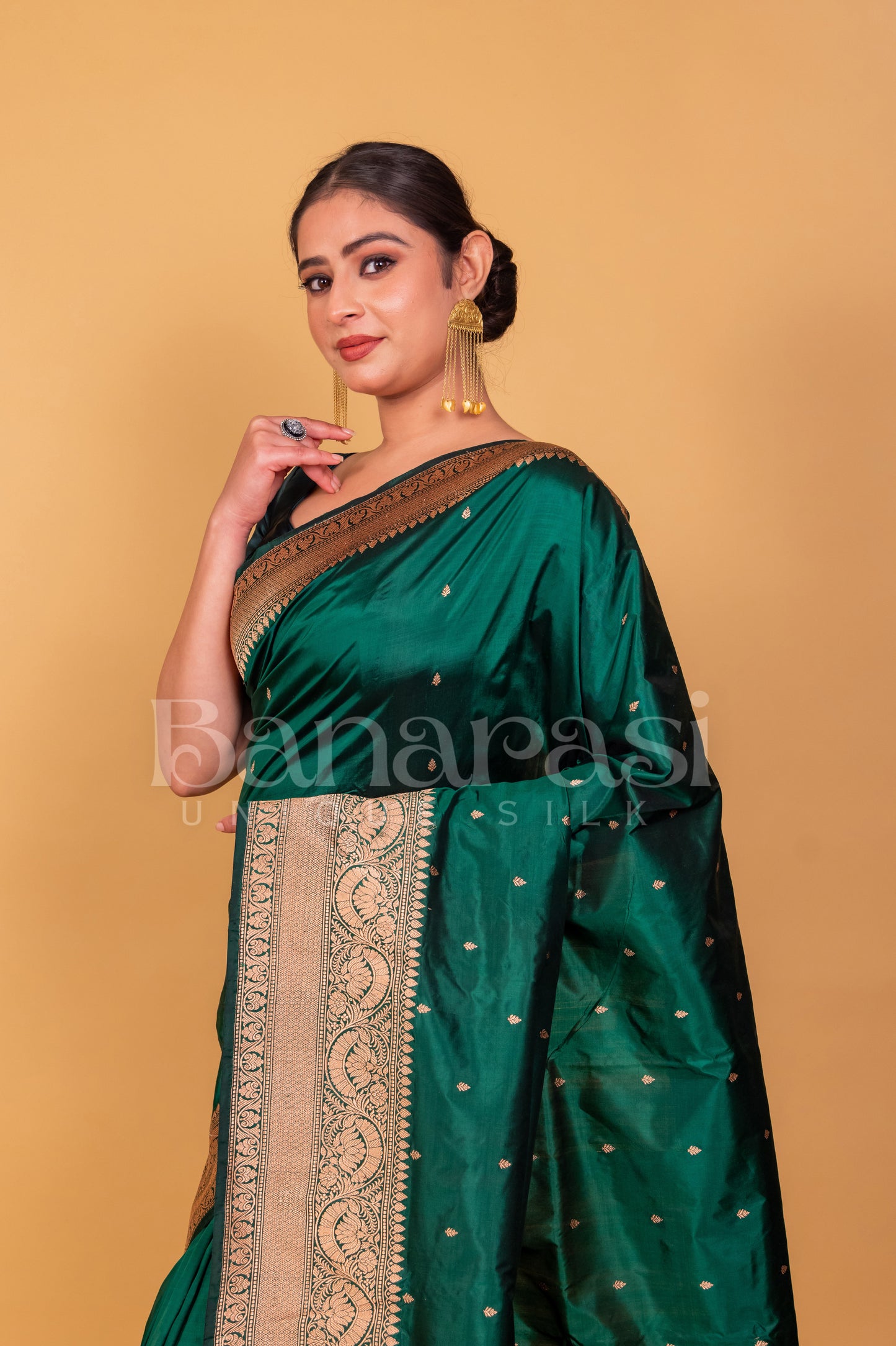 Green Pure Katan Silk Banarasi Handloom Saree - All Over butiWork