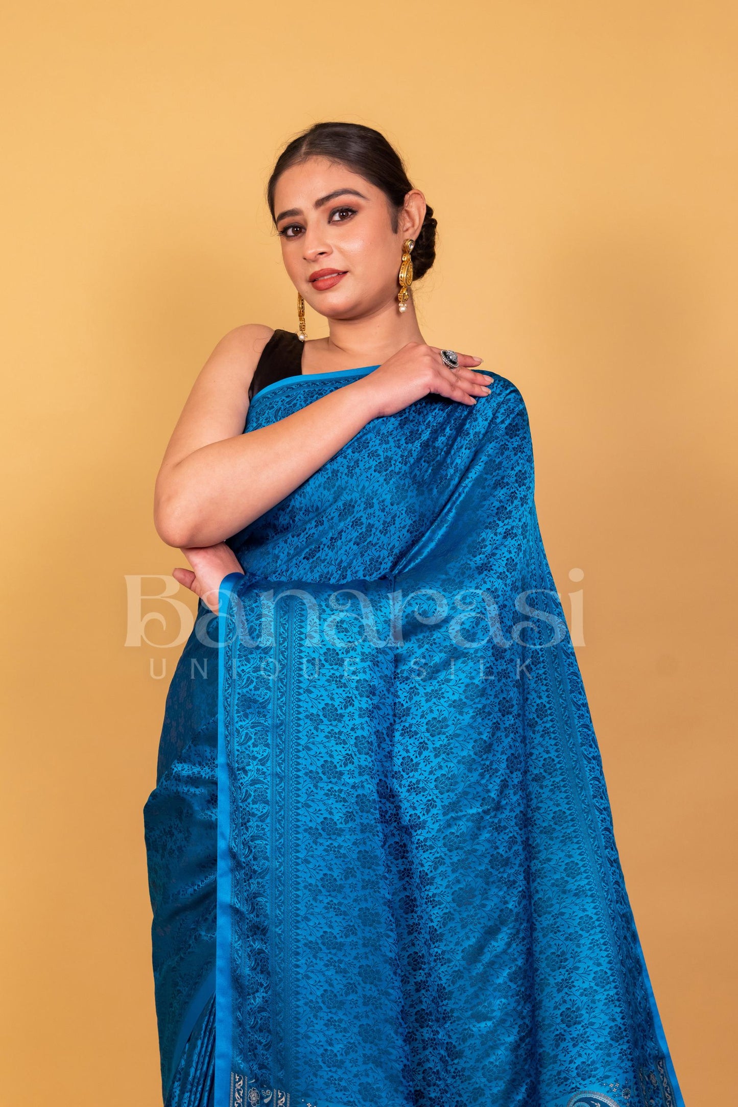 A Beautiful Ocean Blue Banarasi jamevar tanchui Saree