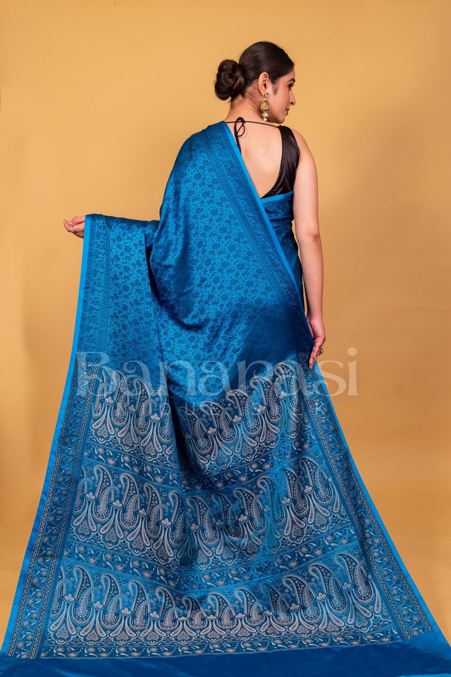 A Beautiful Ocean Blue Banarasi jamevar tanchui Saree