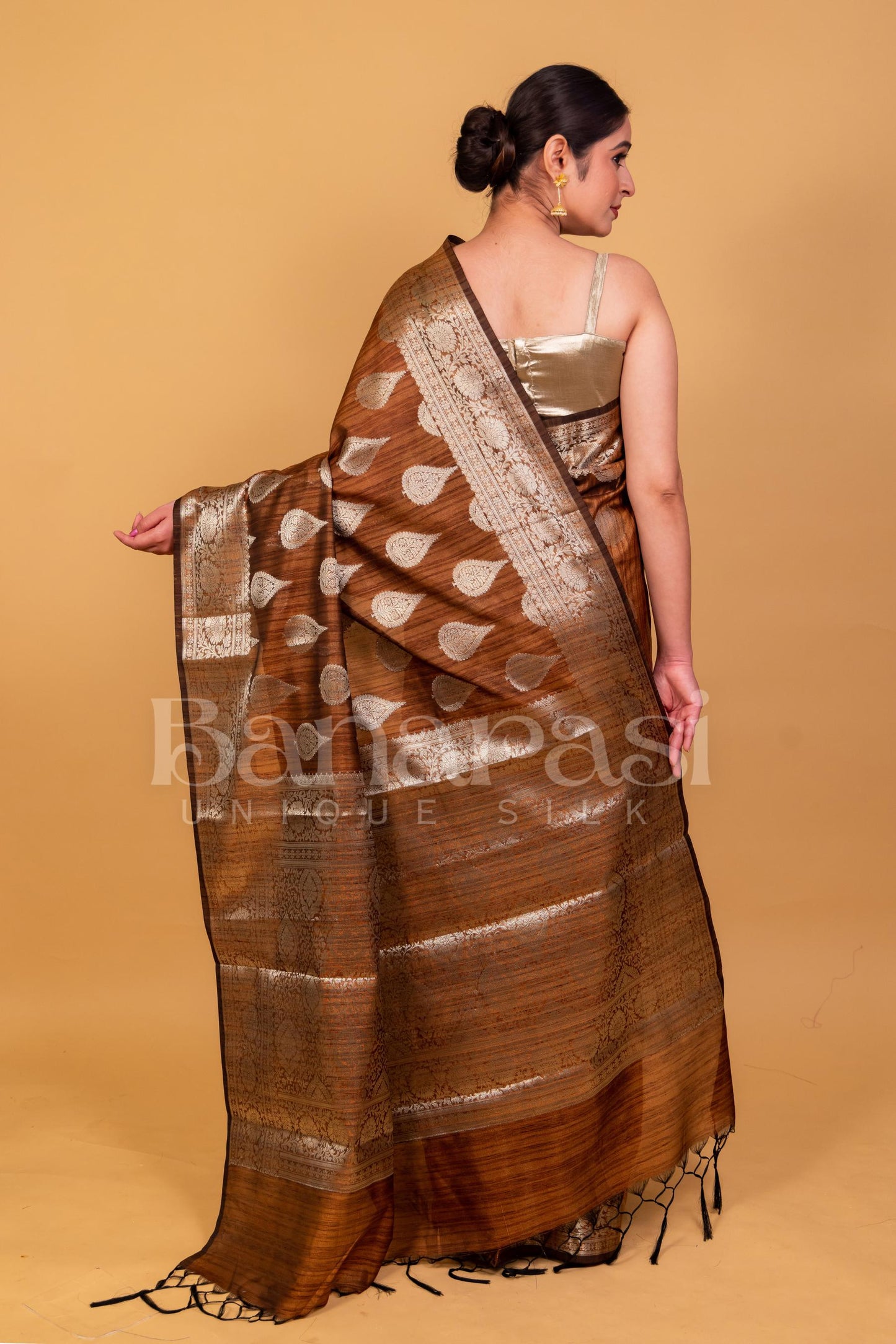 Choklety Tusser silk Banarasi Saree