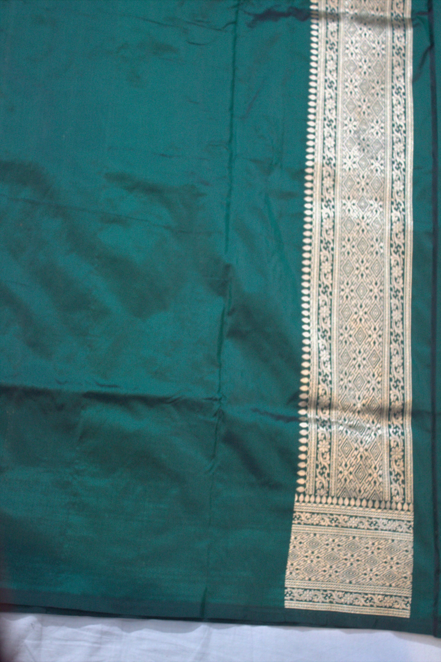 Dark GreenPure Katan Silk Banarasi Handloom Saree - All Over butiWork