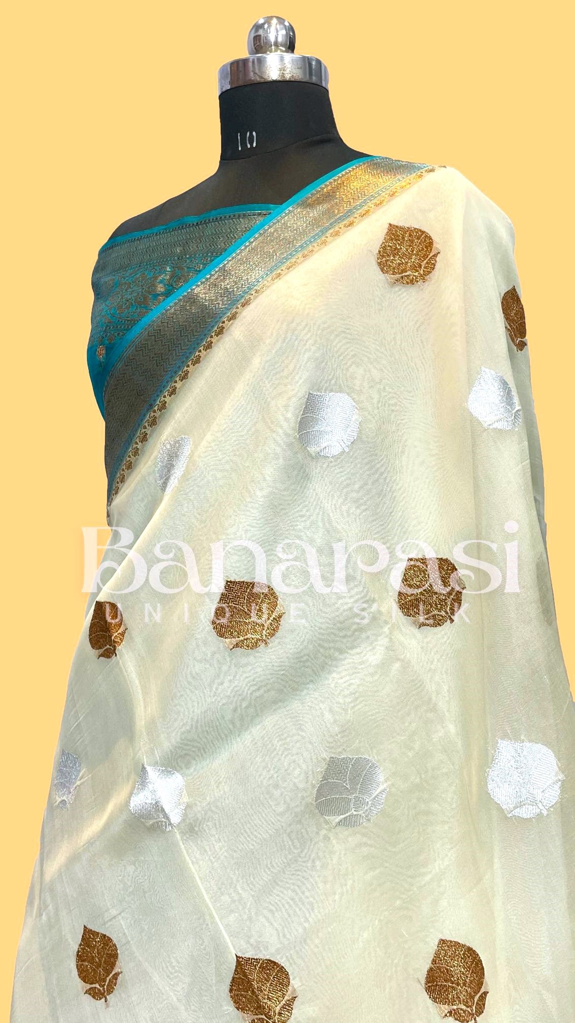 Pure Kora Handloom Banarasi Saree